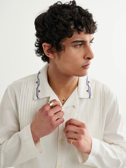 Wax Corey Shirt in Ecru Pin-tuck Border