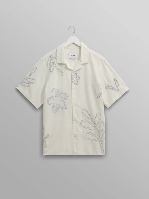 Wax Didcot SS Shirt in Ecru Pale Blue Oversize Floral