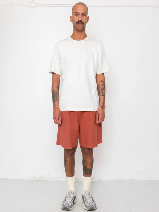 Folk Men Relaxed Assembly Short in Red Oxide