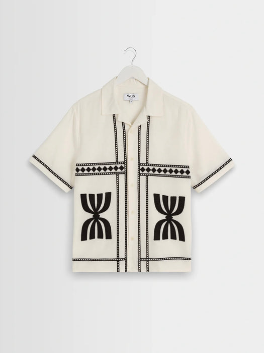 Wax Didcot Border Applique Shirt in Ecru / Black