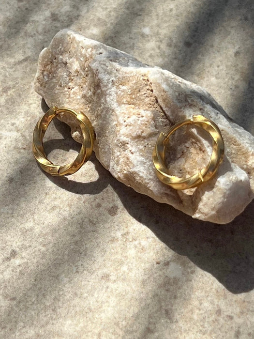 A Weathered Penny Bay Hoops in Gold