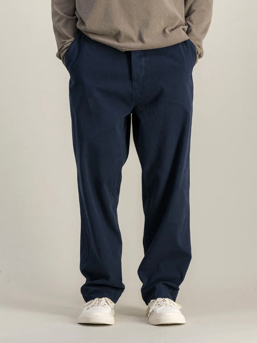Parages Buck Pant in Navy