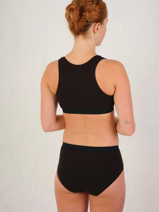 Elliot Organics Frida Gym Knicker in Black