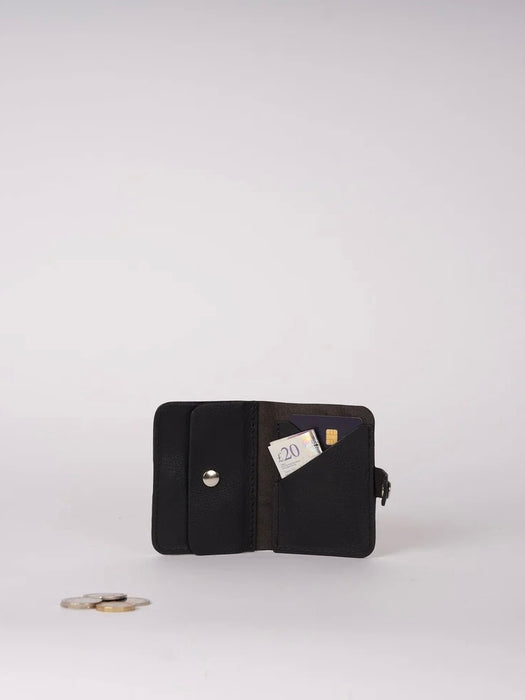 Kate Sheridan Pop Wallet in Black