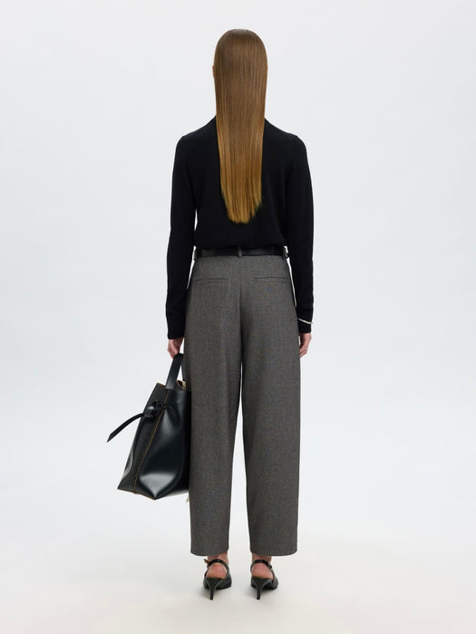 Selected Femme Alma Barrel Pant in black Structure