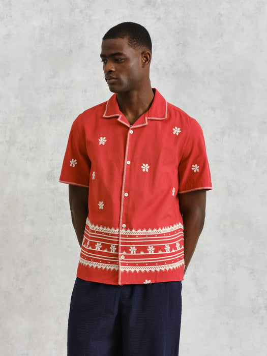 Wax Didcot Shirt in Red / Ecru Daisy Embroidery