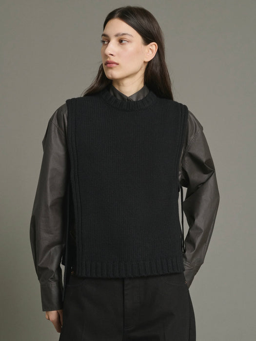Soeur Uzel Plastron Knit in Black