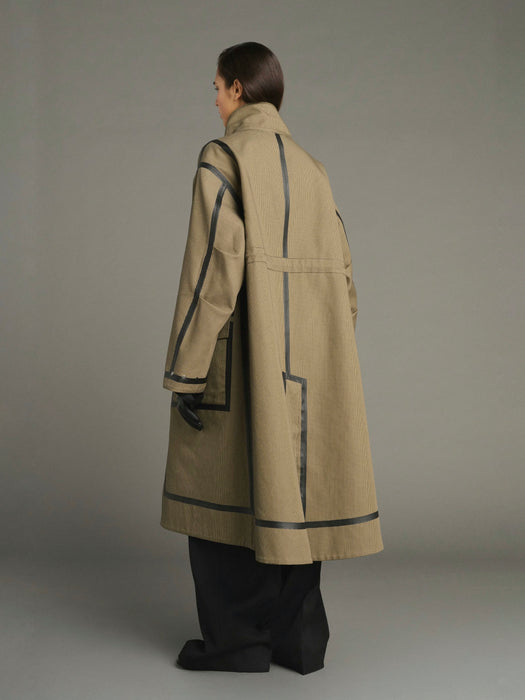Soeur Luce Trench Coat in Black/Beige