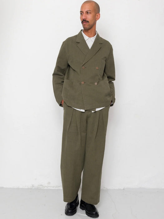 Folk Men Easy Fit Trousers in Dark Olive Slub