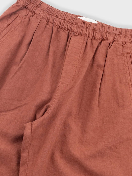 Folk Men Relaxed Assembly Short in Red Oxide