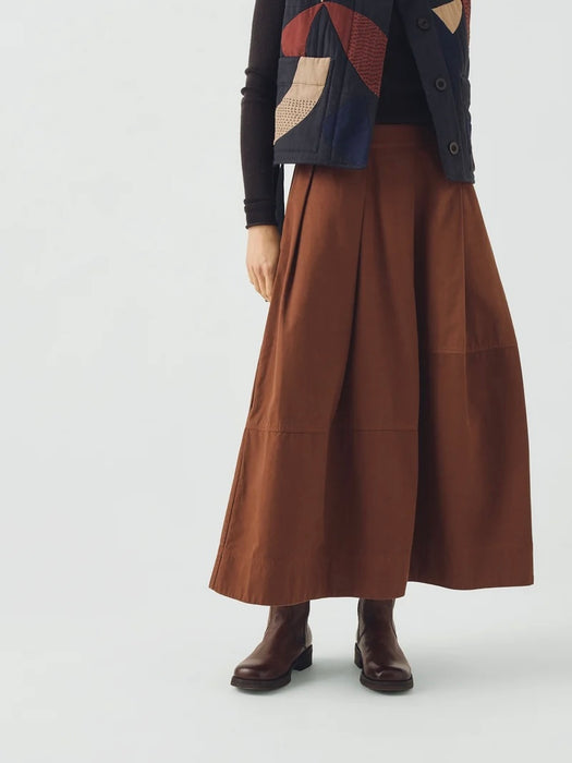 Toast Women Slant Pleat Skirt in Brick