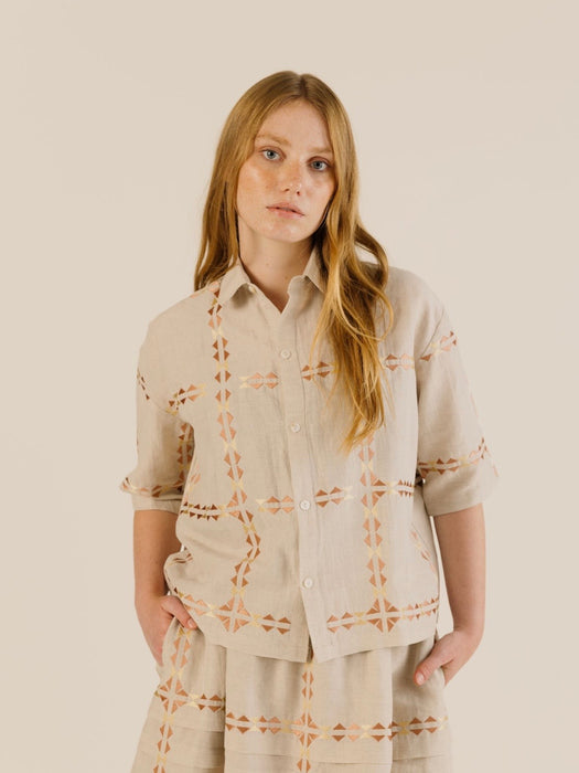 Sideline Polly Shirt in Embroidered Oat