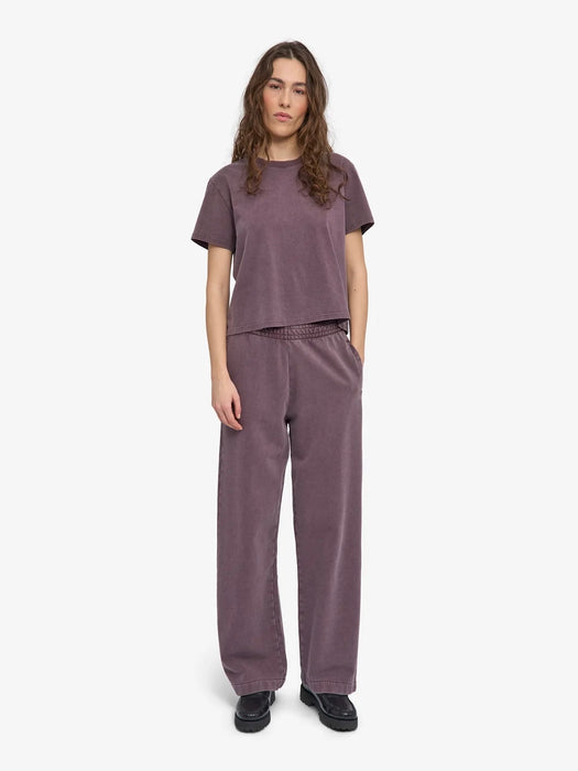 Colorful Standard Women's Boxy Crop T-Shirt in Faded Grape