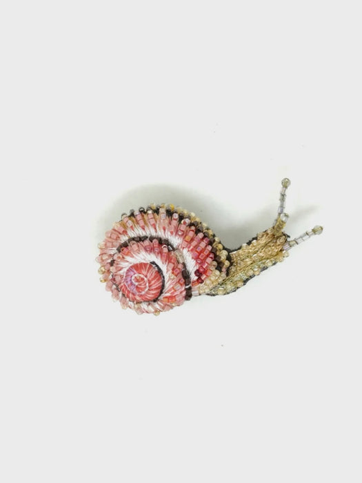 Trovelore Blinking Snail Brooch