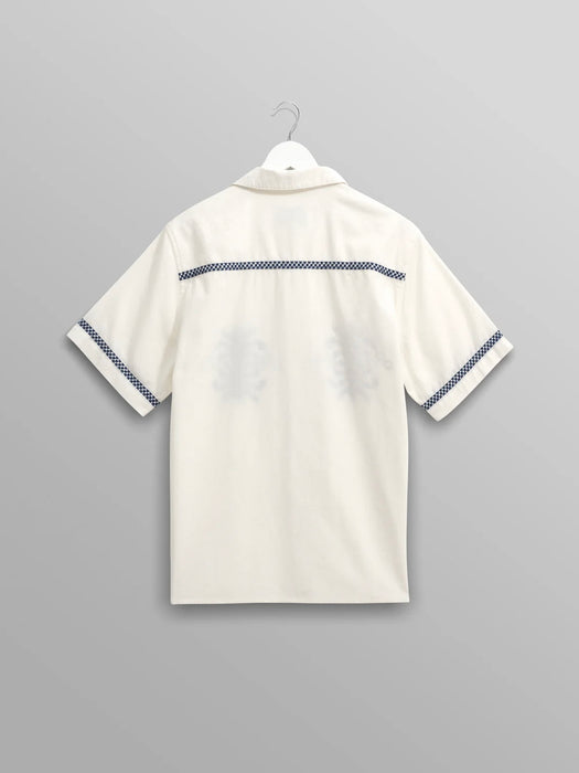 Wax Didcot SS Shirt in Ecru Blue Embroidered Crest Motif