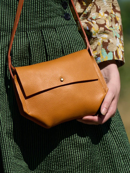 Kate Sheridan Pleat Bag in Maple