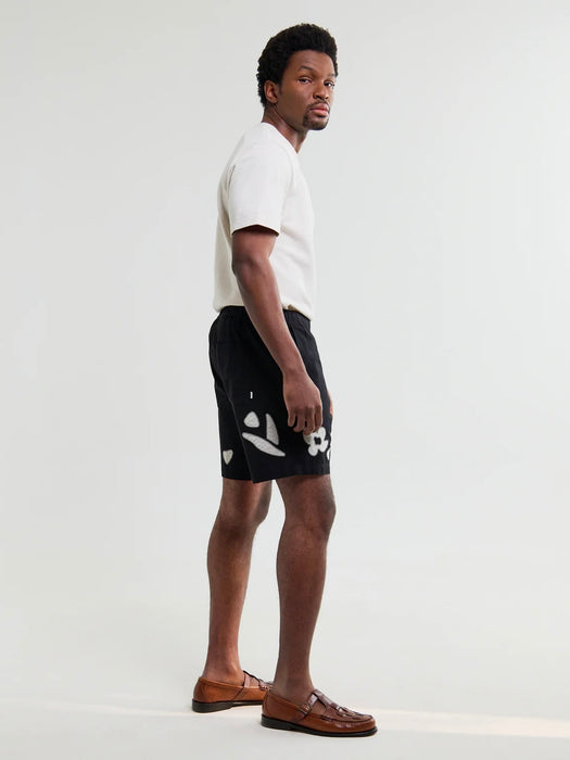 Wax Kurt Abstract Applique Short in Black/Beige