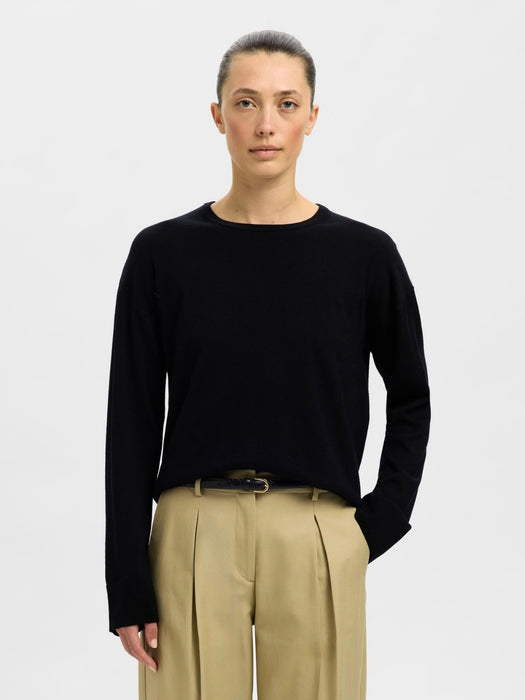 Selected Femme Merino O-Neck Knit in Black