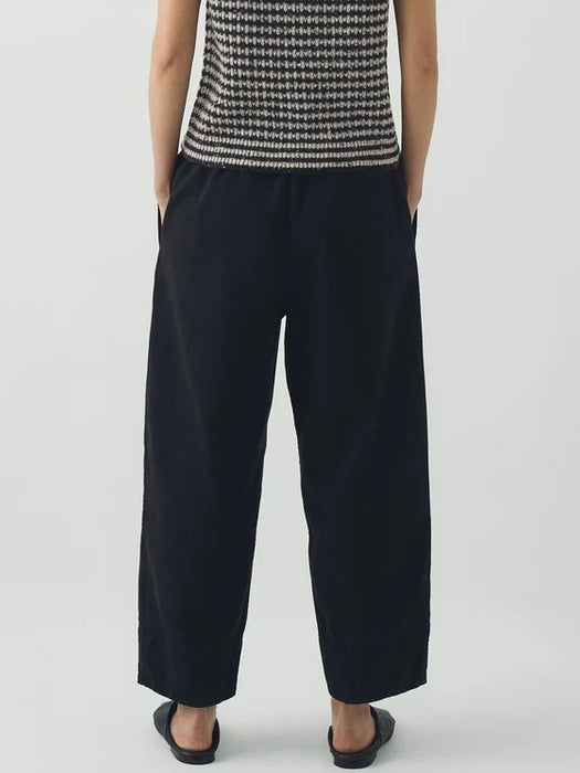 Toast Women Sculpted Leg Trousers in Black Canvas