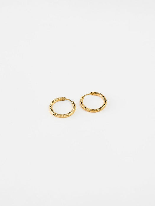 Triangle Large Dinked Hoops in Gold
