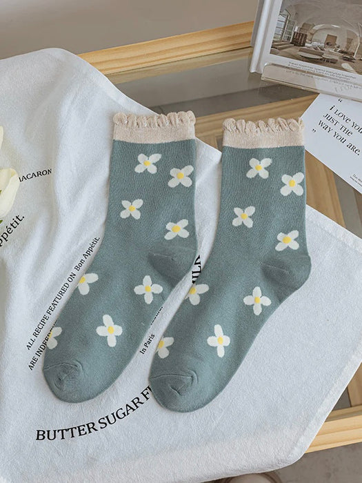 Happy Knits Socks in Blue with White Daisy