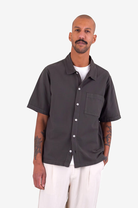 Folk Men Gabe Shirt in Soft Black