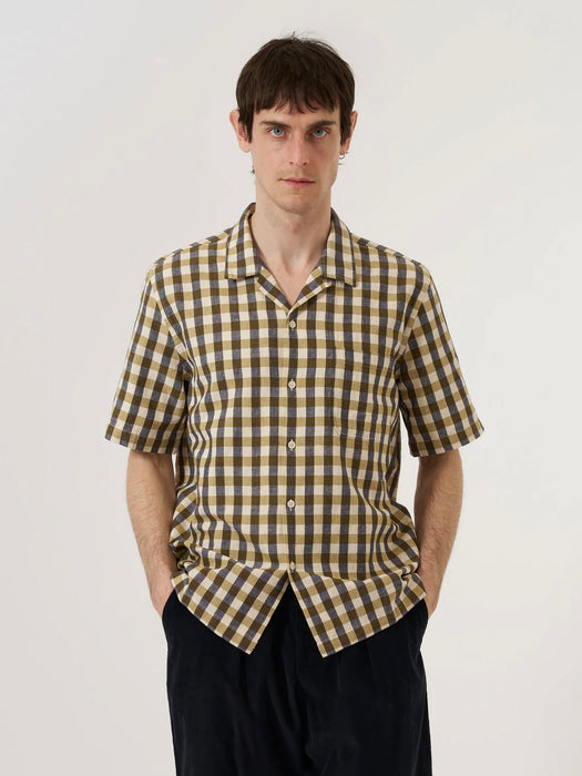 Universal Works Road Shirt in Olive Aberdeen Lincot