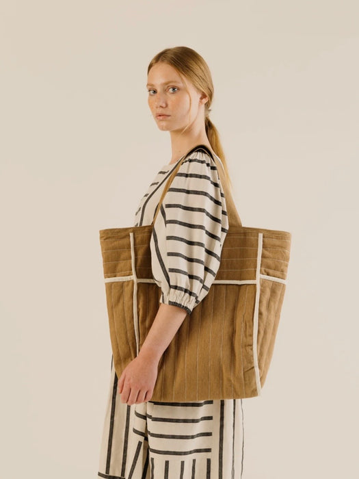 Sideline Daze Bag in Toffee