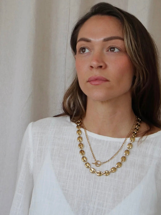 And Danu Mussel Necklace in Gold