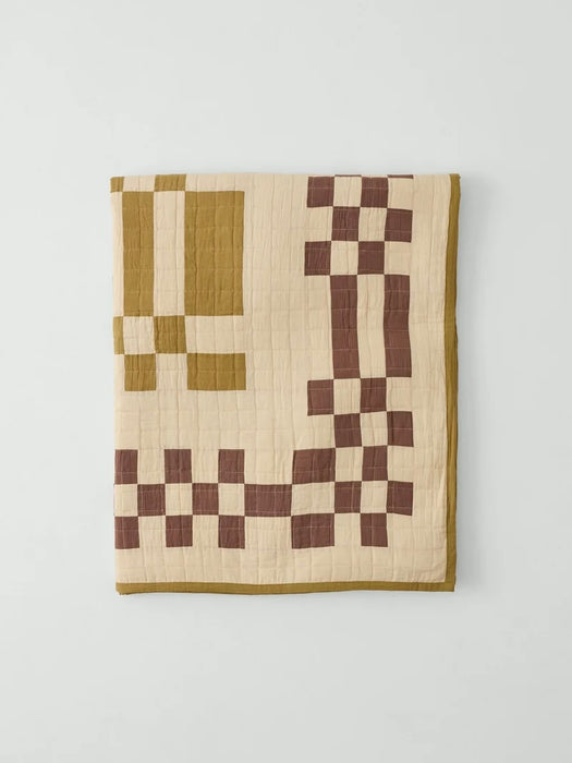 Toast Chequerboard Patchwork Quilt in Cream/Fennel
