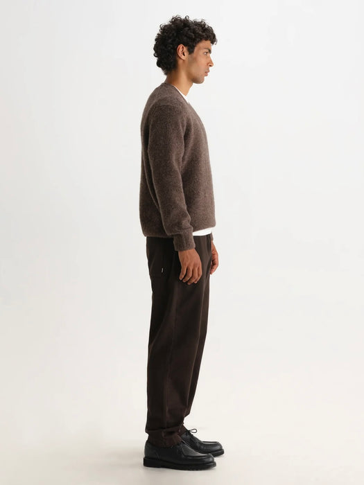 Wax Kemp Fluffy V-Neck in Chocolate