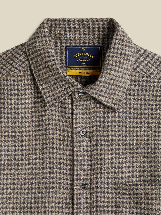 Portuguese Flannel Abstract Pied Poule Shirt in Charcoal