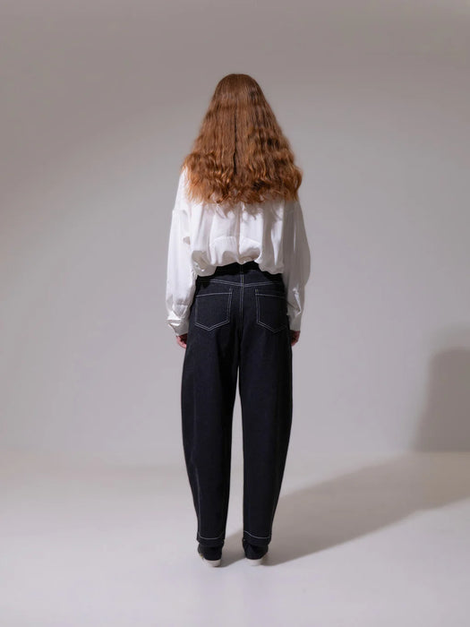 Emin & Paul Barrel Leg Jeans in Black