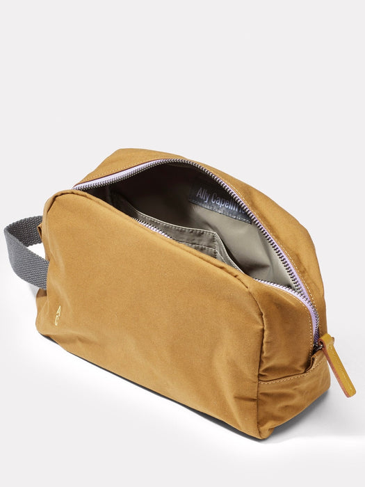 Ally Capellino Simon Washbag in Gingerbread