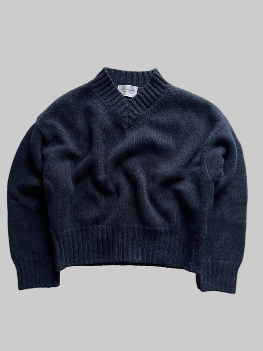 Array Womens Cropped V-Neck Knit in Navy Marl