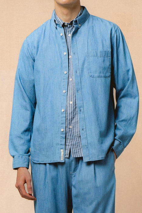 Kestin Raeburn BD Shirt in Lightwash Denim