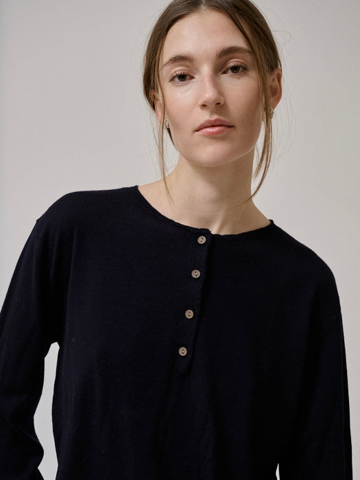 Anne-Mi Pine LS Merino Top in Dark Navy