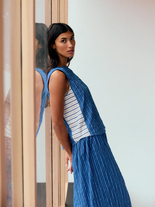 Sideline Wake Top in Cobalt Stripes